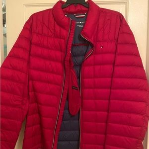 ‼️(SOLD)‼️Authentic Men’s Tommy Hilfiger Lightweight Jacket(SOLD)